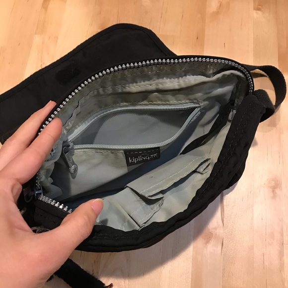 KIPLING small black crossbody bag - Picture 6 of 8